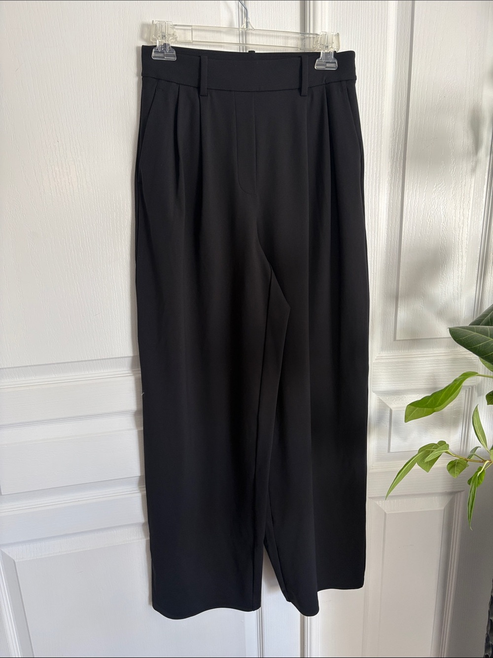 Lululemon Daydrift High-Rise Wide-Leg
Trouser - Picture 2 of 16